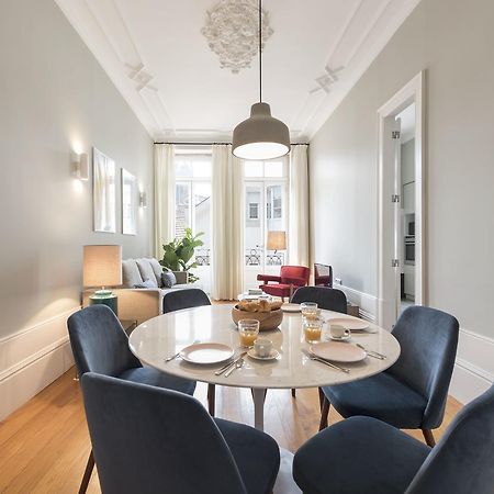 Lovelystay - Flower Stylish Apartment Порто Екстериор снимка