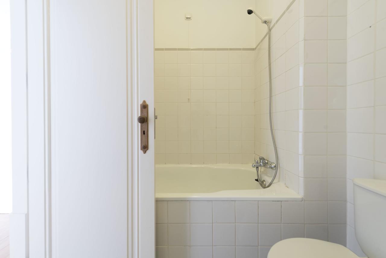 Lovelystay - Flower Stylish Apartment Порто Екстериор снимка